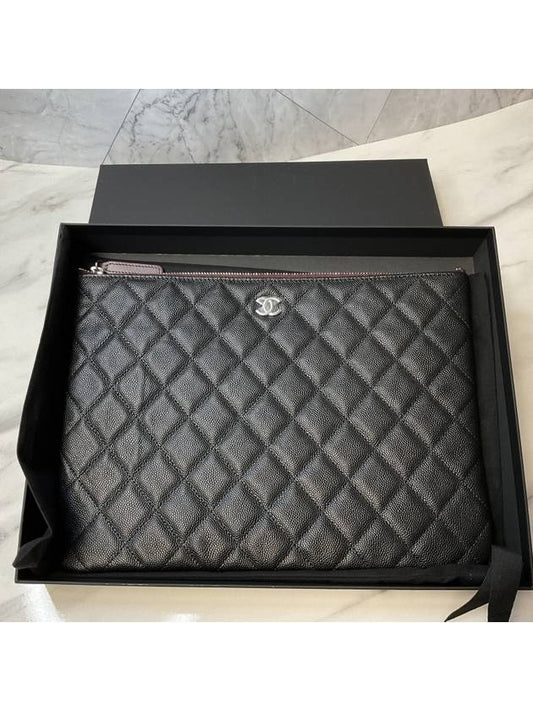 Medium Classic Clutch Bag Caviar Leather & Silver Black - CHANEL - BALAAN 2