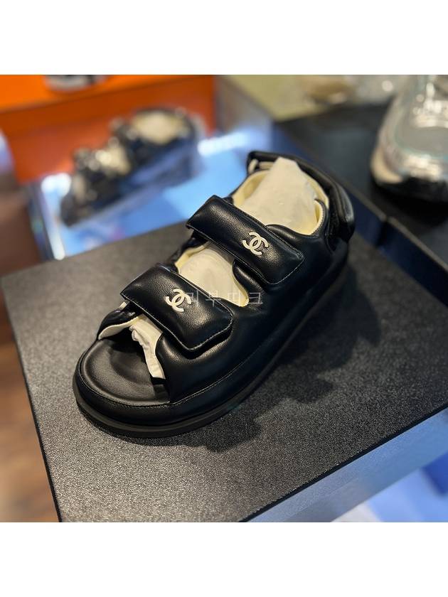 CC Logo Velcro Lambskin Sandals Black G38886 - CHANEL - BALAAN 7