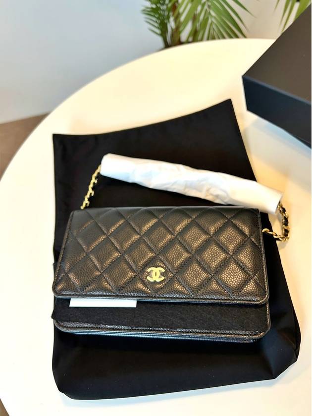 Classic Wallet On Chain Crossbody Bag Grained Calfskin Gold Black - CHANEL - BALAAN 6