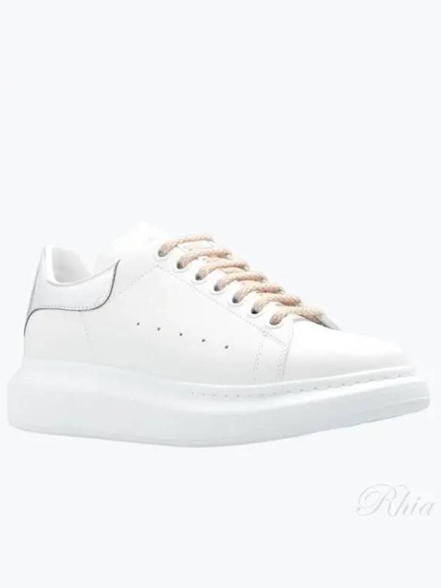 Women's Oversized Leather Low Top Sneakers White Silver - ALEXANDER MCQUEEN - BALAAN 2