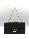 A39011 shoulder bag - CHANEL - BALAAN 1