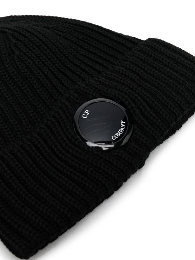 Lens Wappen Extra Fine Merino Wool Beanie Black - CP COMPANY - BALAAN 3