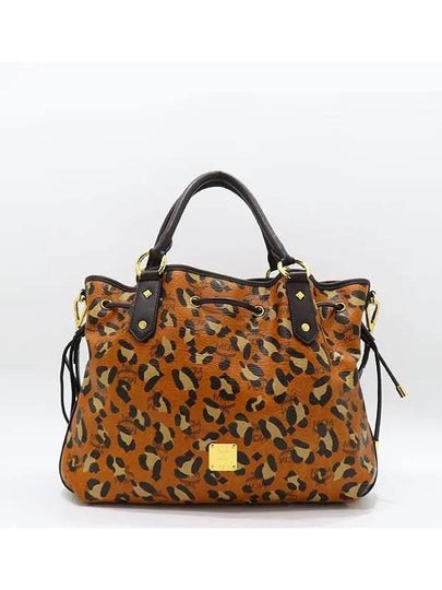 MCM MWD2AXV12CO001 Brown Visetos Leopard Print Gold Logo Decorated Tote Bag - MCM - BALAAN 2