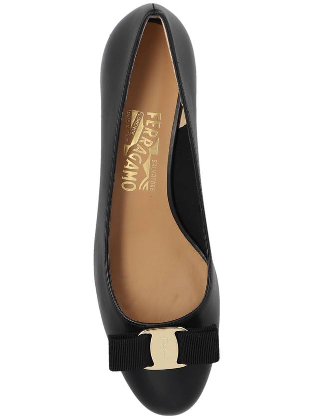 FERRAGAMO ‘Vara’ Pumps, Women's, Black - SALVATORE FERRAGAMO - BALAAN 6