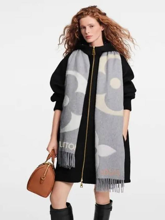 The Ultimate Wool Cashmere Scarf Gray - LOUIS VUITTON - BALAAN 2