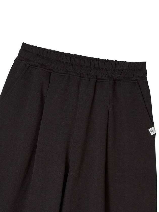 _WIDE ONE TUCK BERMUDA SWEAT SHORTS BLACK - THE GREEN LAB - BALAAN 7