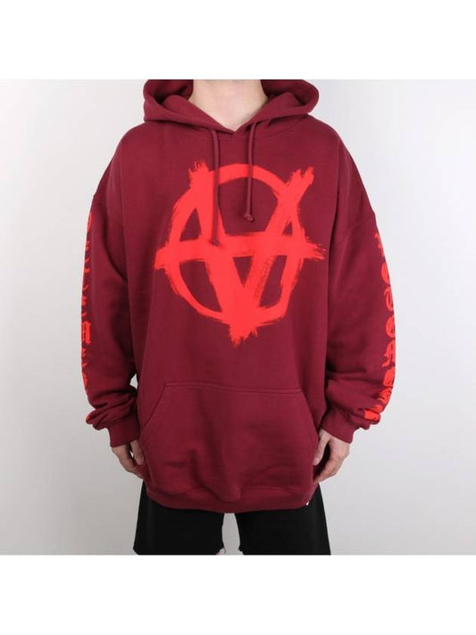 Anarchy Logo Hood Red UE51TR650R - VETEMENTS - BALAAN 1