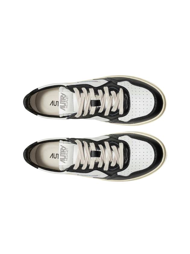 Medalist Killer Whale Sneakers White Black - AUTRY - BALAAN 3