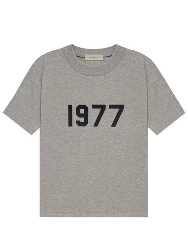 Fear of God Essentials 1977 T Shirt Dark Oatmeal Men - FEAR OF GOD ESSENTIALS - BALAAN 1