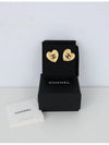 Heart CC Logo Earrings ABC948 - CHANEL - BALAAN 5