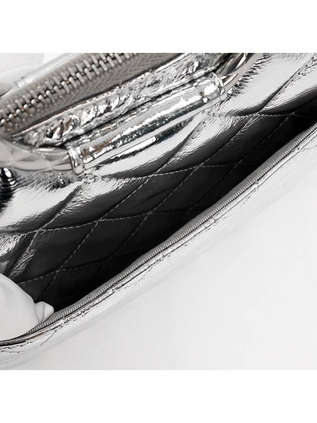 Women s Classic Handle Clutch Medium - CHANEL - BALAAN 15