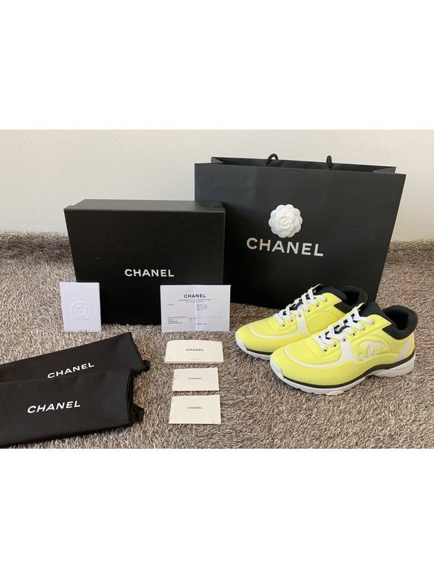 CC logo neoprene running sneakers 40 5 255 - CHANEL - BALAAN 2