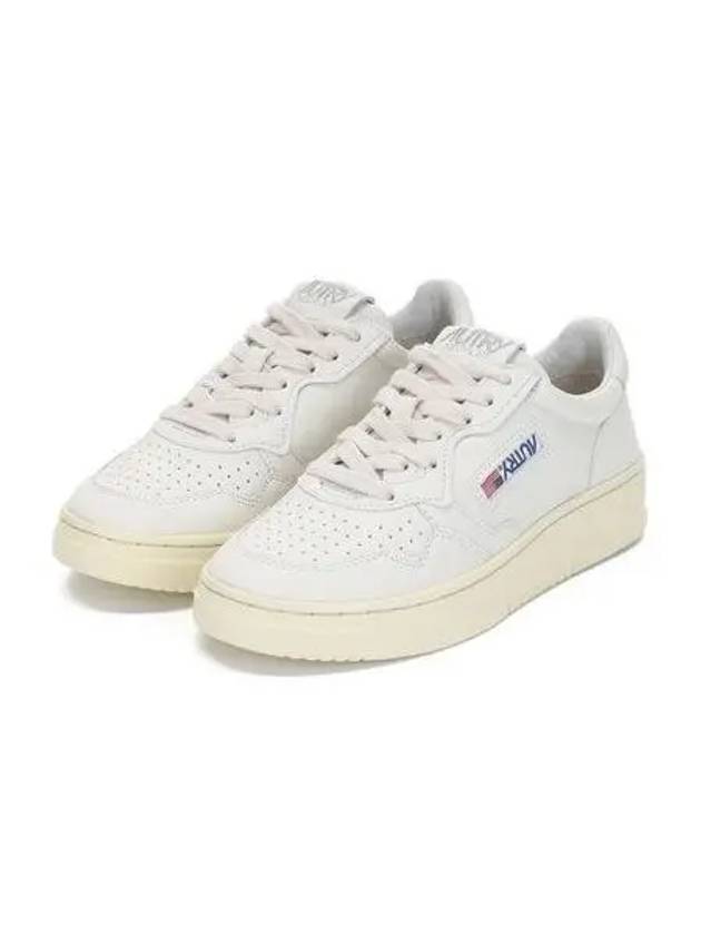 Medalist Logo Patch Low Top Sneakers White - AUTRY - BALAAN 2