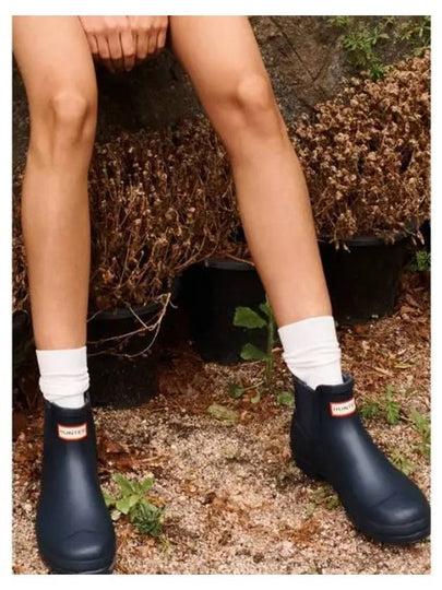 Women's Original Chelsea Rain Boots Navy - HUNTER - BALAAN 2