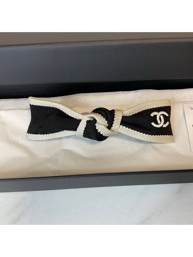 Women s Silk Jagard Ribbon Hairpin Black Ecru AA9921 B16068 NW147 - CHANEL - BALAAN 1