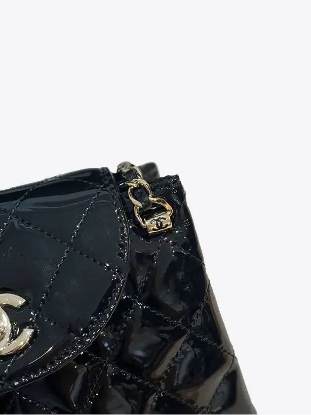 CC logo two way patent chain bag gold black - CHANEL - BALAAN 5