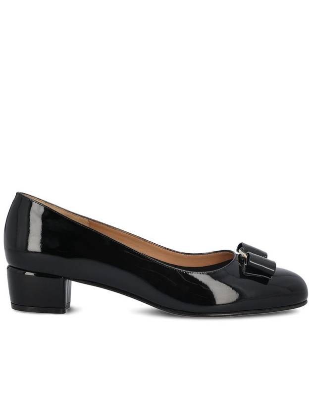 Vara Bow Patent Pumps Black - SALVATORE FERRAGAMO - BALAAN 2