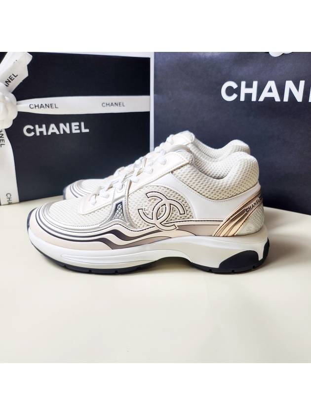 Women CC Logo Fabric Laminated Low Top Sneakers Silver Ivory - CHANEL - BALAAN 5