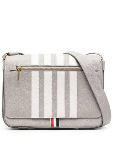 Pebble Grain 4 Bar Reporter Shoulder Bag Light Grey - THOM BROWNE - BALAAN 1