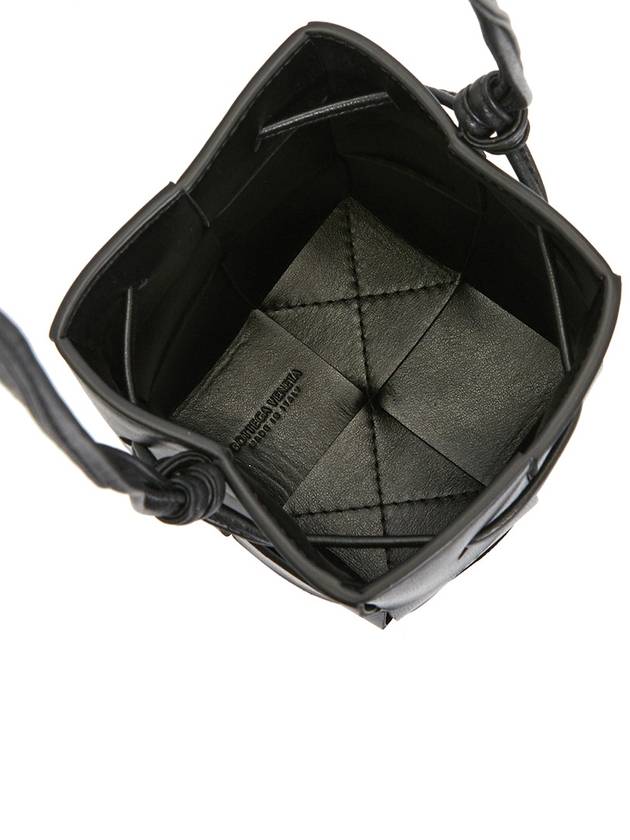 Intrecciato Cassette Small Bucket Bag Black - BOTTEGA VENETA - BALAAN 7