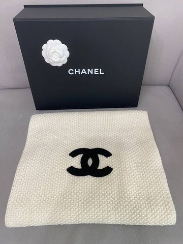 CC logo cashmere muffler ivory AA9256 - CHANEL - BALAAN 1