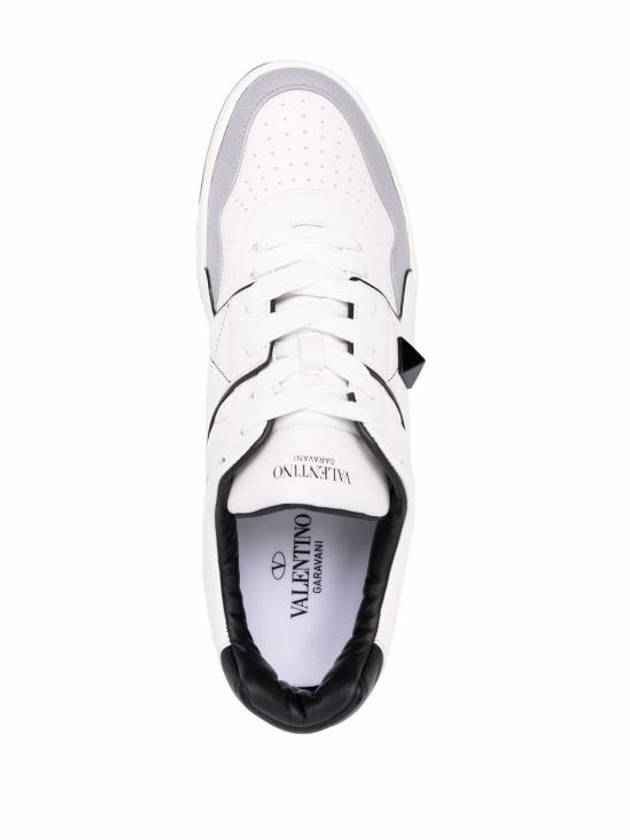 Stud Low Top Sneakers White - VALENTINO - BALAAN 4