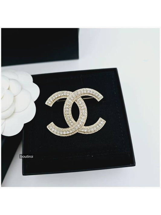 CC Logo Crystal Brooch Silver - CHANEL - BALAAN 2