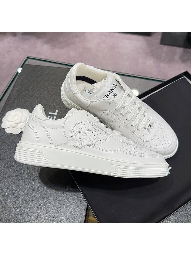 CC Logo Force Low Top Sneakers White - CHANEL - BALAAN 3