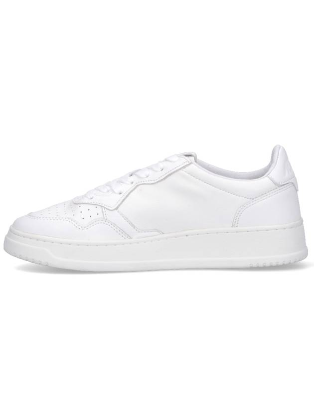 Medalist Logo Patch Low Top Sneakers White - AUTRY - BALAAN 4