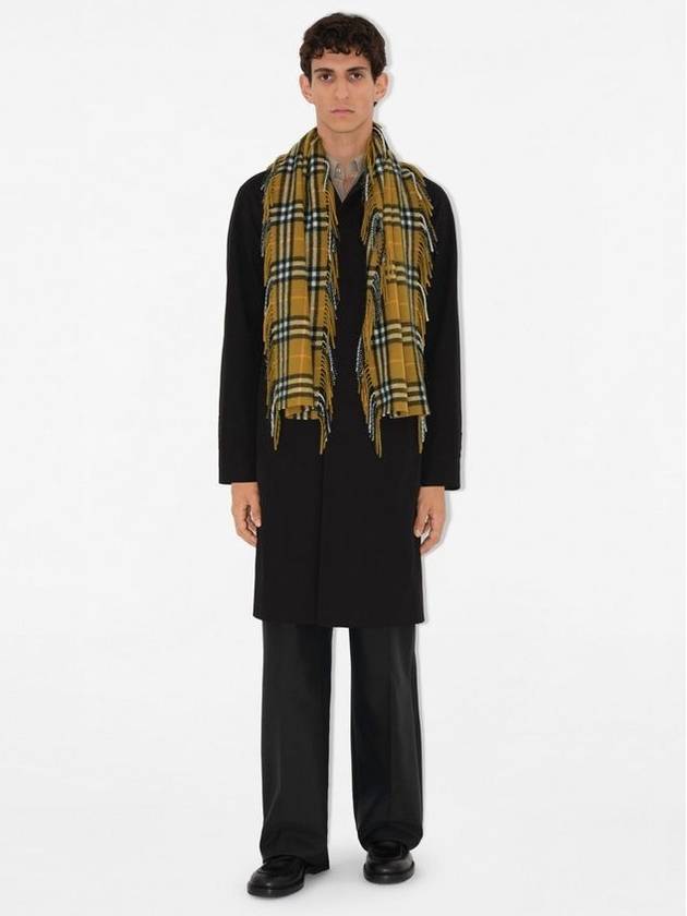 Happy Check Cashmere Scarf Oxide - BURBERRY - BALAAN 5