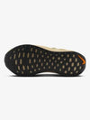 Infinity Run 4 M Neutral Olive Cargo Cargi Light Bone Safety Orange HJ7669 276 - NIKE - BALAAN 1