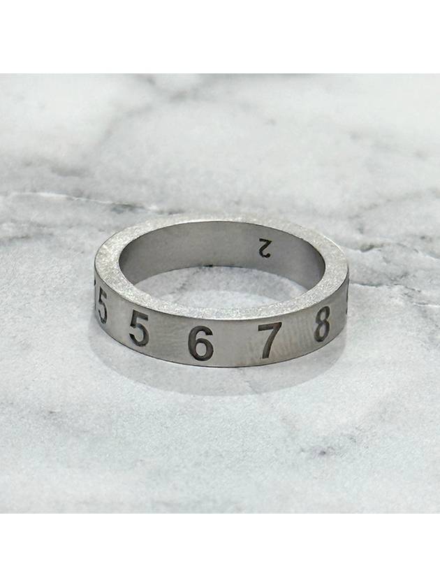 Numerical Engraved Logo Ring Silver - MAISON MARGIELA - BALAAN 4