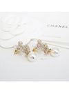 Crystal CC Pearl Drop Earrings A86506 Y00902 Z2953 - CHANEL - BALAAN 3