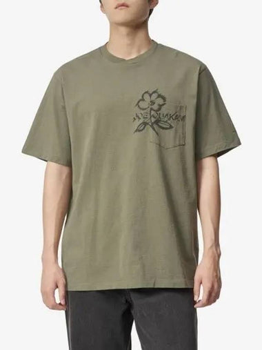 Joe Cross Print Pocket Short Sleeve T Shirt Olive MP494NLP016A - ENGINEERED GARMENTS - BALAAN 1