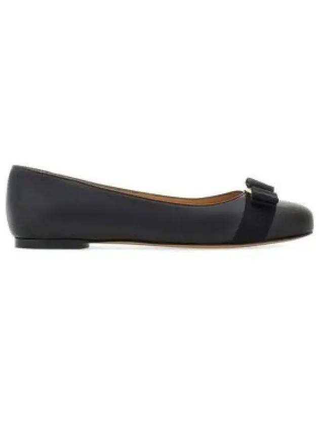 Varina Bow Ballet Flats Black - SALVATORE FERRAGAMO - BALAAN 2