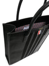 Pebble Grain 4 Bar Tote Bag Black - THOM BROWNE - BALAAN 3