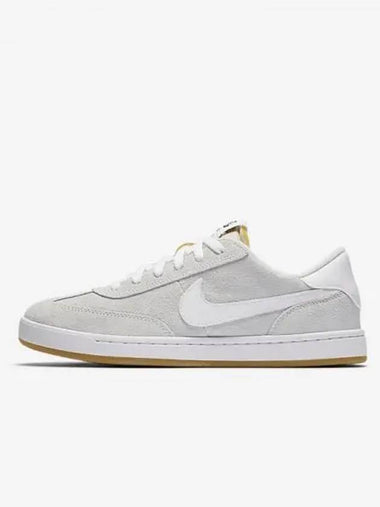 SB FC Classic Skateboarding Shoes Summit White Vivid Orange 909096 111 698740 - NIKE - BALAAN 1