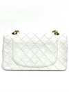 Lambskin classic medium shoulder bag - CHANEL - BALAAN 5