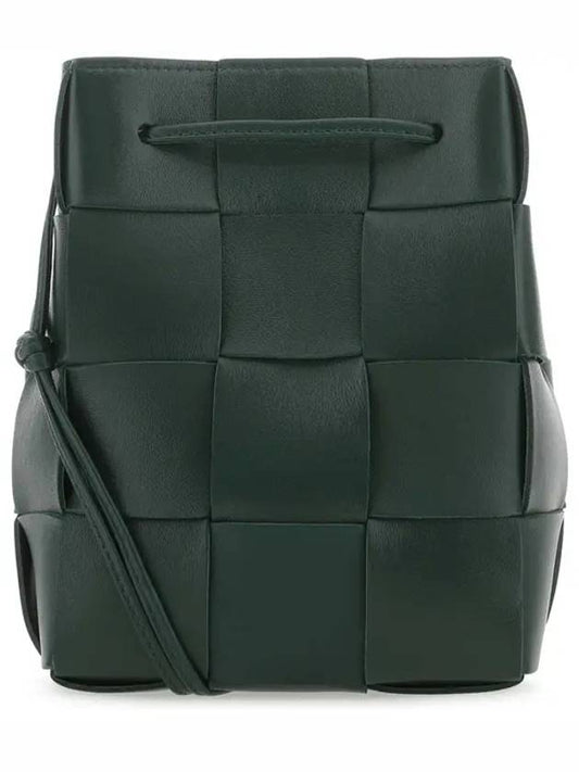 Intrecciato Cassette Small Leather Bucket Bag Green - BOTTEGA VENETA - BALAAN.