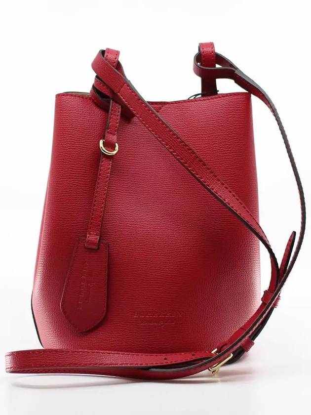 Haymarket Lawn Solid Shoulder Bag Red - BURBERRY - BALAAN 2