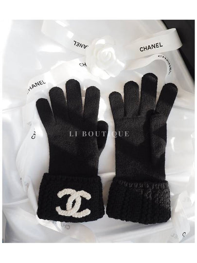 CC Logo Cashmere Knit Gloves Unisex Black AA9432 - CHANEL - BALAAN 2