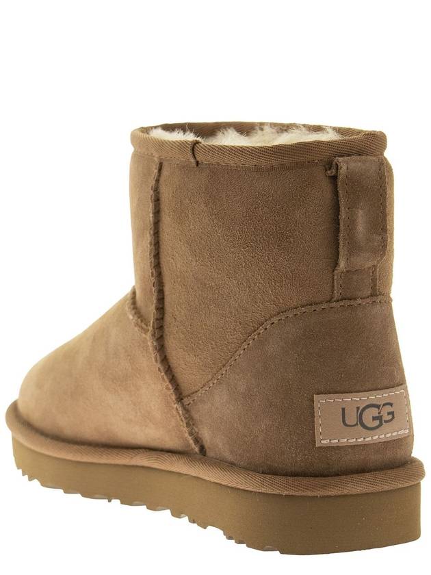 Classic Mini 2 Winter Boots Chestnut - UGG - BALAAN 4