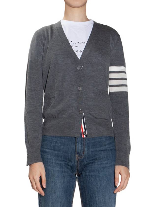 Sustainable Fine Merino Wool 4-Bar Relaxed Fit V-Neck Cardigan Medium Grey - THOM BROWNE - BALAAN 2