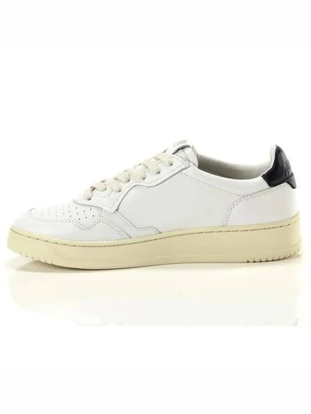 Medalist Low Top Sneakers All White - AUTRY - BALAAN 4