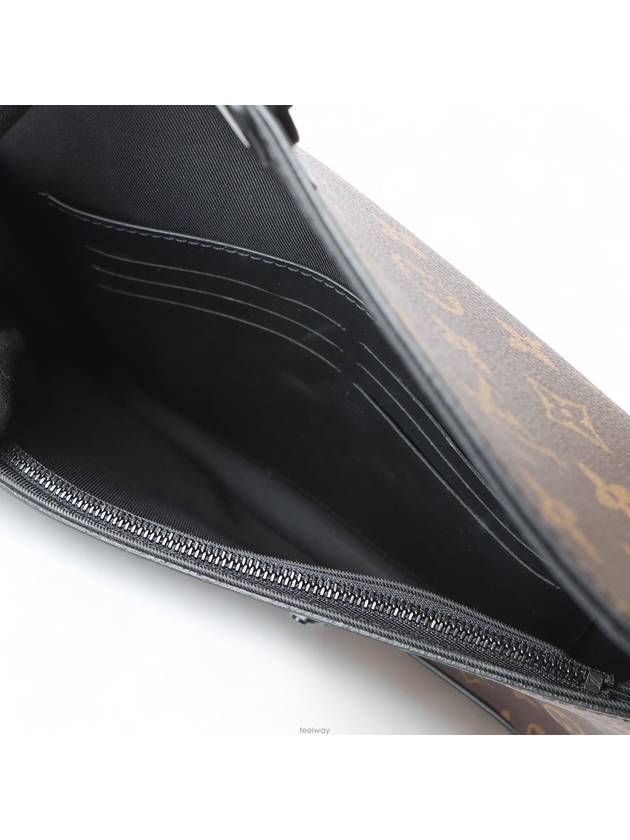 men clutch bag - LOUIS VUITTON - BALAAN 7