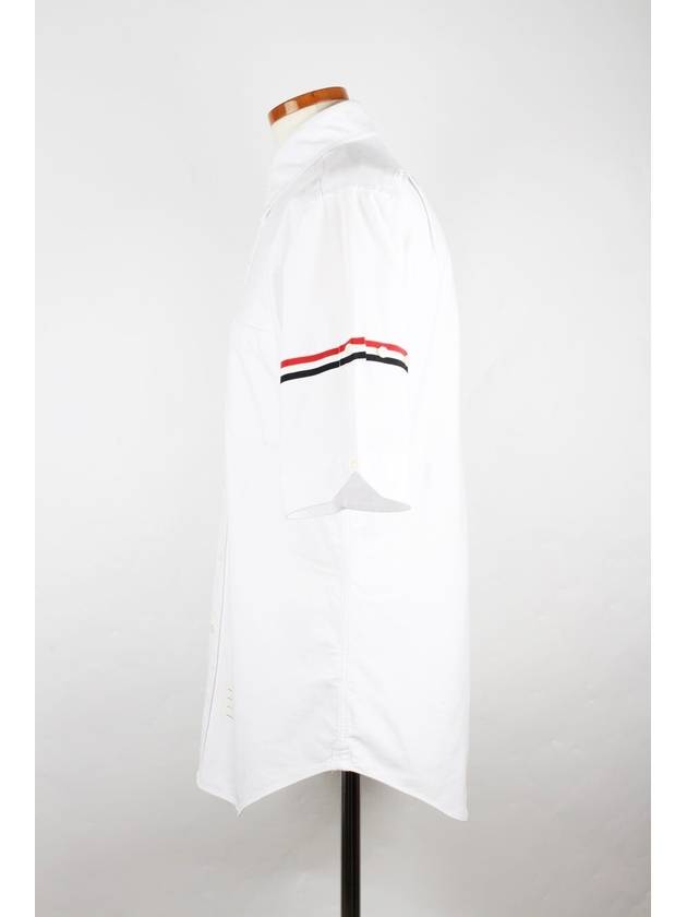 Armband Three Stripes Short Sleeve Shirt 3 - THOM BROWNE - BALAAN 3