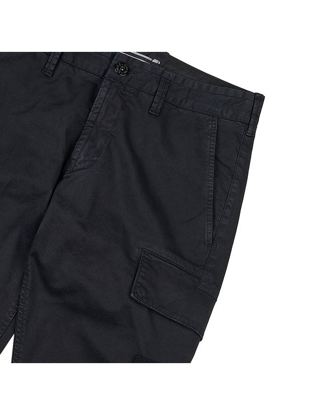 Men's Wappen Logo Cargo Straight Pants Black - STONE ISLAND - BALAAN 5