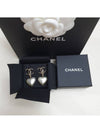 Women's CC Logo Heart Pearl Gold Earrings Pearly White - CHANEL - BALAAN.