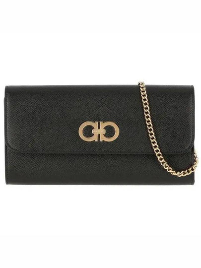 Gancini Chain Shoulder Bag Black - SALVATORE FERRAGAMO - BALAAN 2