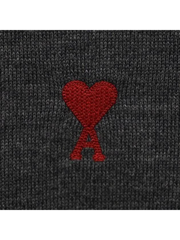 Heart Embroidered Logo Crew Neck Knit Top Heather Grey - AMI - BALAAN 4